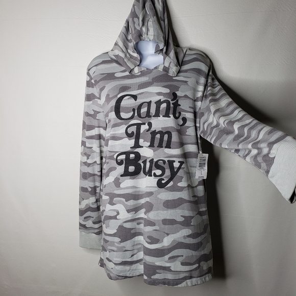 Torrid Top "Can't I'm Busy" Gray Camo Size 0 Large 12 Long Sleeve Hoodie Tee NWT - Picture 10 of 16